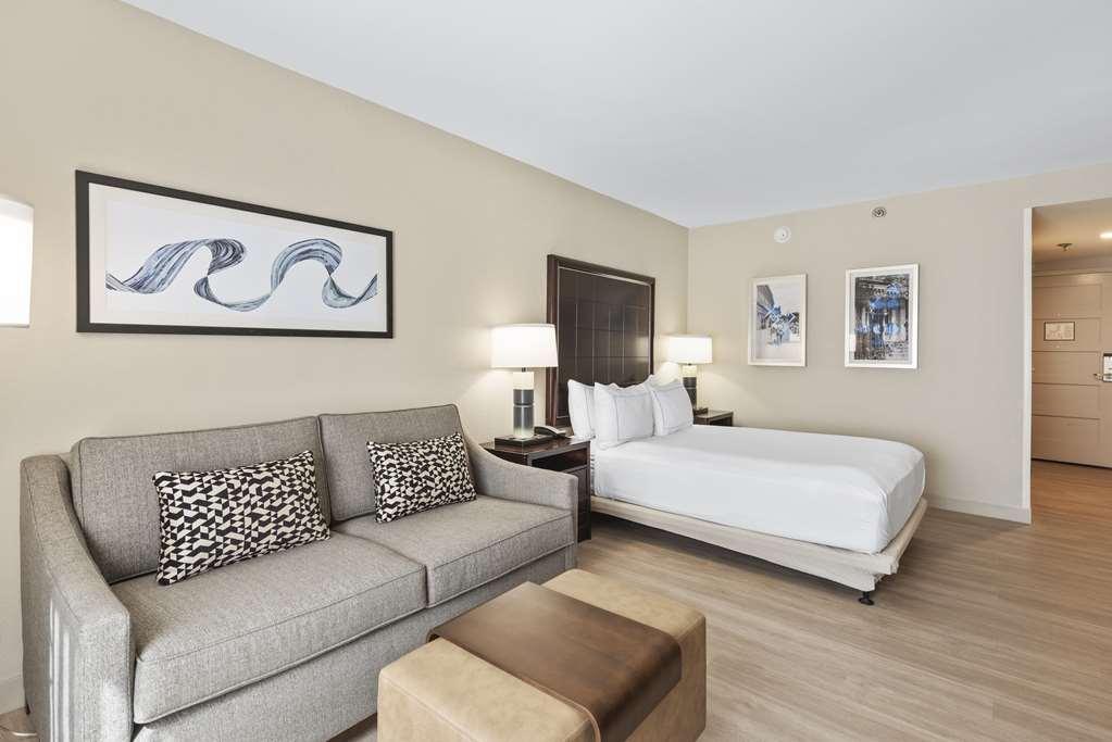 Doubletree By Hilton Columbus Ξενοδοχείο Δωμάτιο φωτογραφία