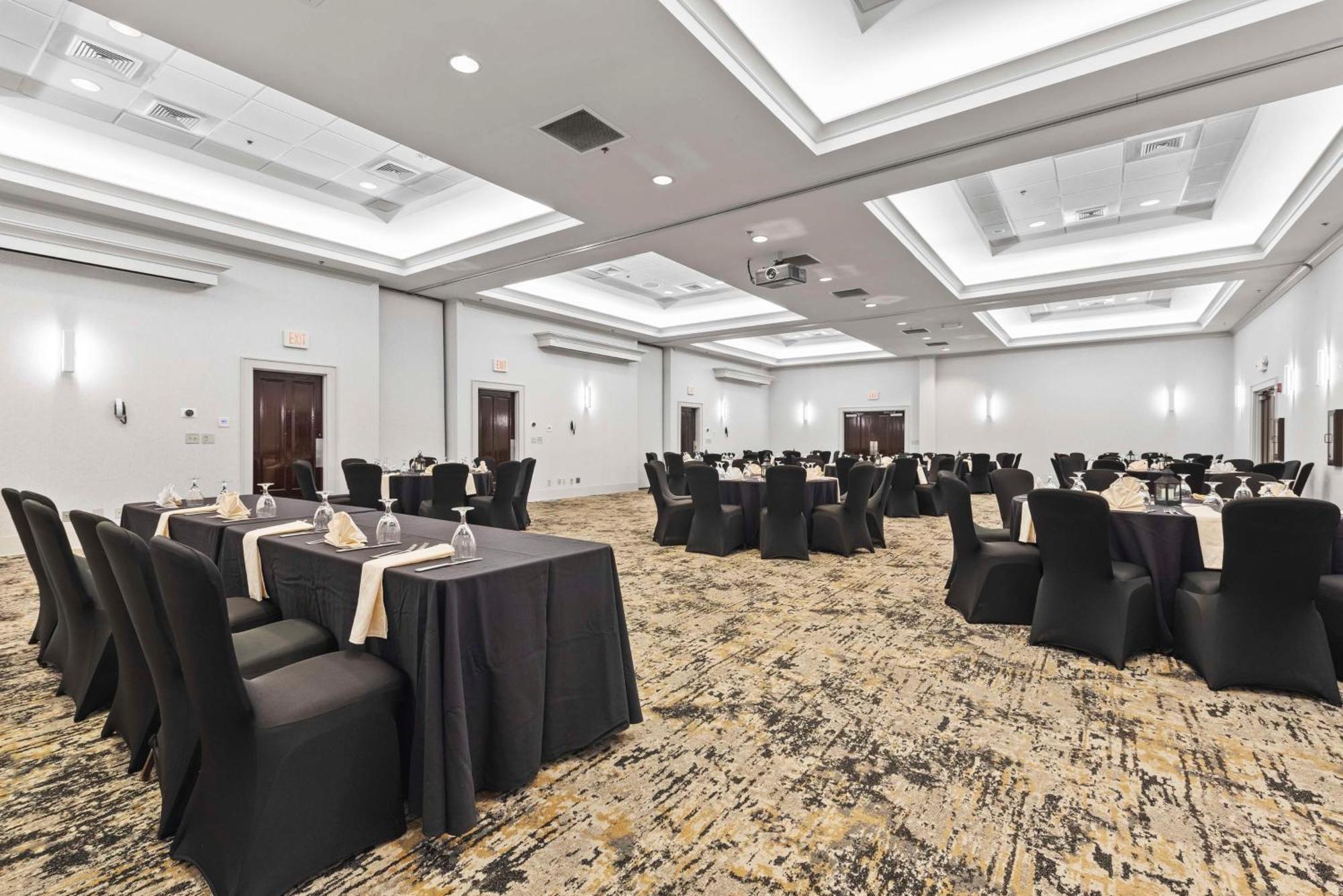 Doubletree By Hilton Columbus Ξενοδοχείο Εξωτερικό φωτογραφία