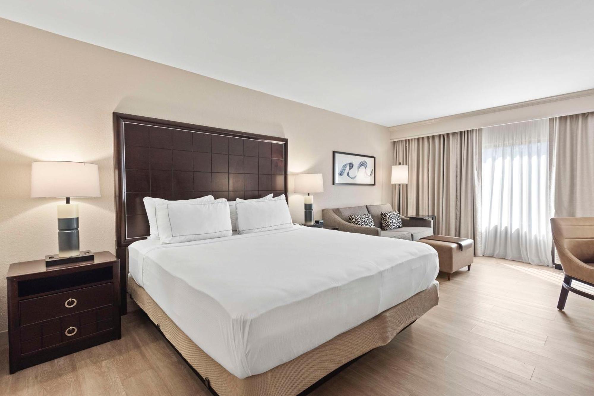 Doubletree By Hilton Columbus Ξενοδοχείο Εξωτερικό φωτογραφία