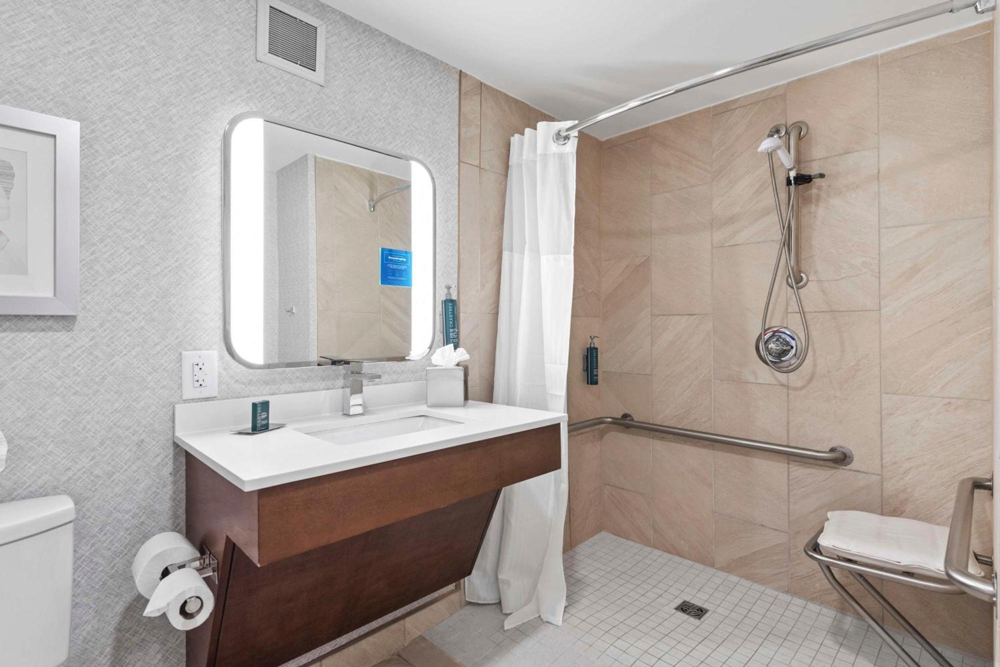 Doubletree By Hilton Columbus Ξενοδοχείο Εξωτερικό φωτογραφία